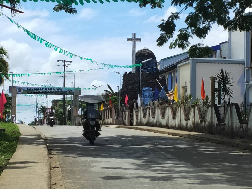 The exit sign at Del Carmen